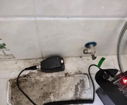 郑州上街区屋顶漏水维修公司分享下卫生间漏水的危害及解决方法